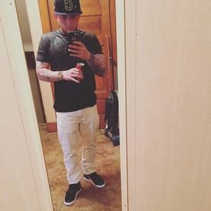 Meet your Posher, Devin